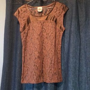 Rod’s Western Wear Brown Lace Top